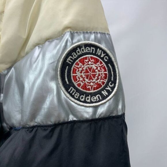 Steve Madden Striped Hip Length Puffer Jacket - Black/White, Size Medium Juniors - Picture 2 of 10